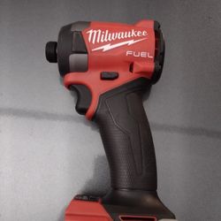 Milwaukee Impact Drill Fuel New M18