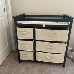 Dresser/Diaper Changing Table 