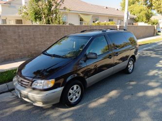 2002 Toyota sienna XLE Fully Loaded 1-owner Fully Loaded 130k Low Miles