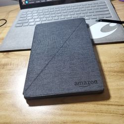 Fire Tablet 8" Trade IN FOR PAPERWHITE