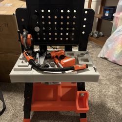 Kids work bench