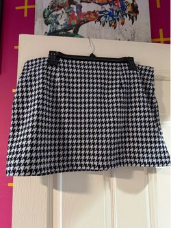 Navy blue and white houndstooth mini skirt - Size M/L