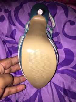 Andrea heels size 9
