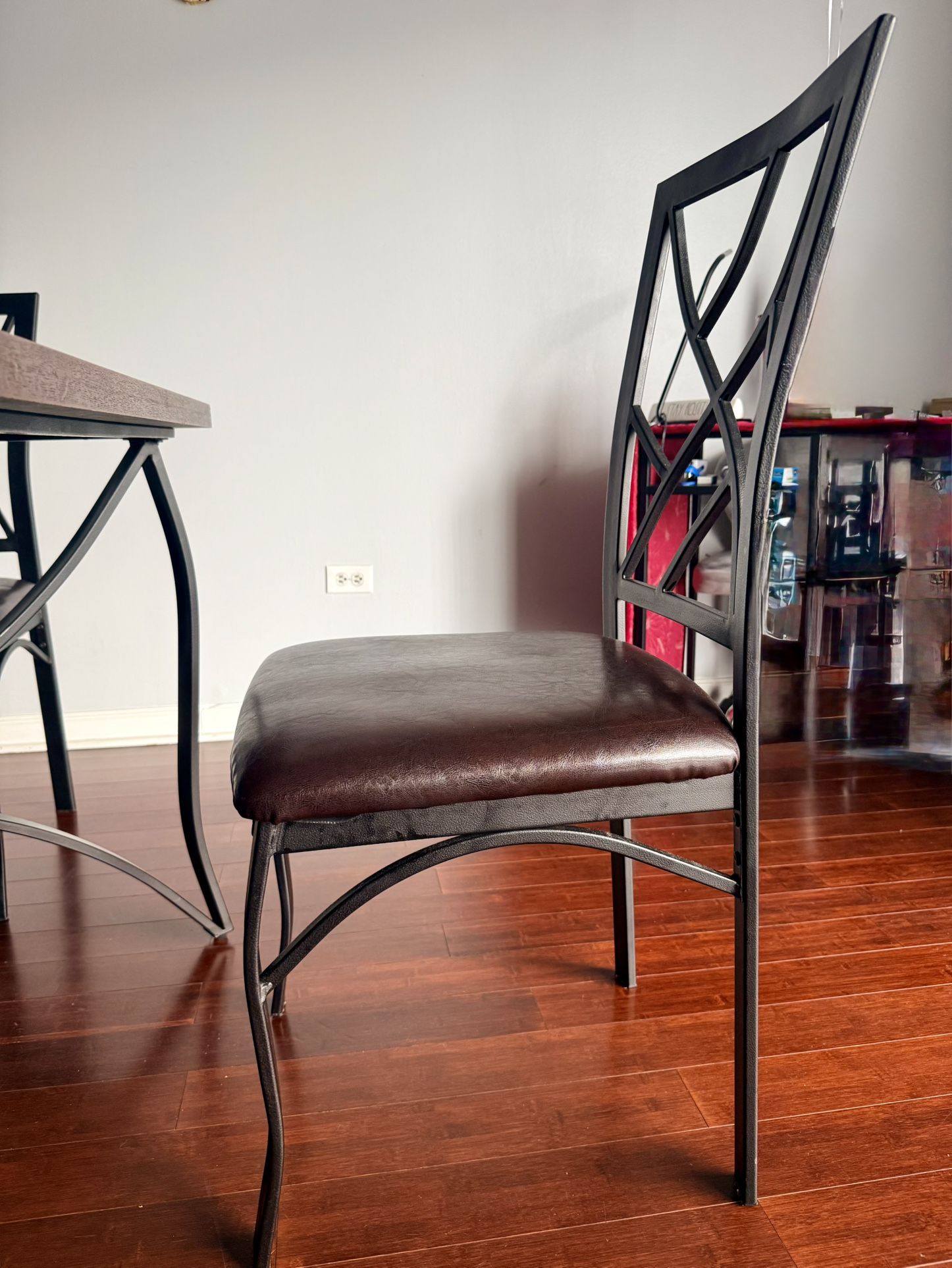 Dining Table With 4 Chairs