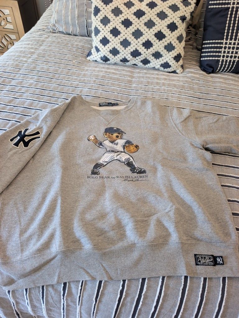 Yankees Polo Bear Sweatshirt 
