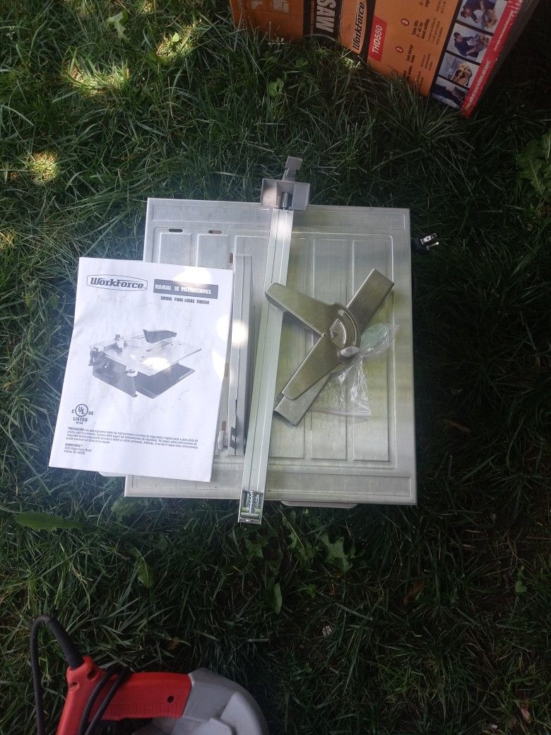 7 TILE WET SAW