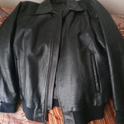 Men's Leather Jacket Size M/L. Good Condition Pickup Only 