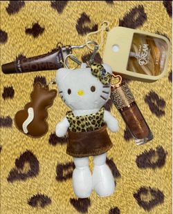 💛Hello Kitty🐈‍⬛ Keychain Set💛
