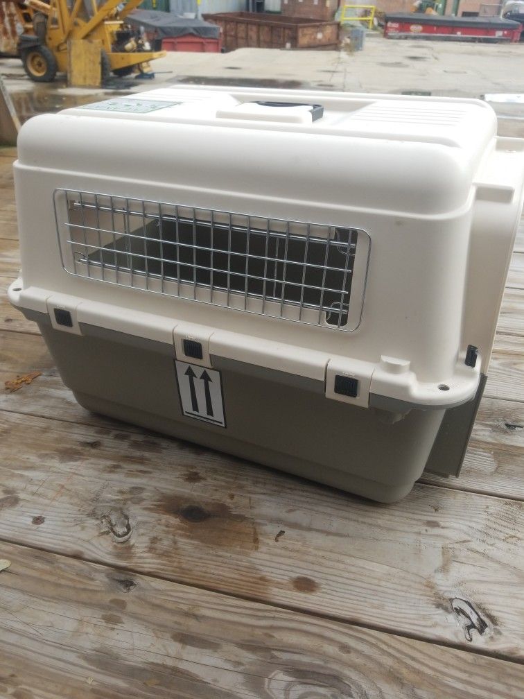 Pet Cage With Water Bowl