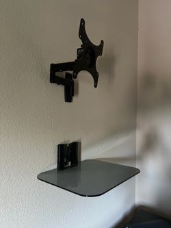 Full-Motion Wall Mount for 13" – 39" Under TV Wall Shelf