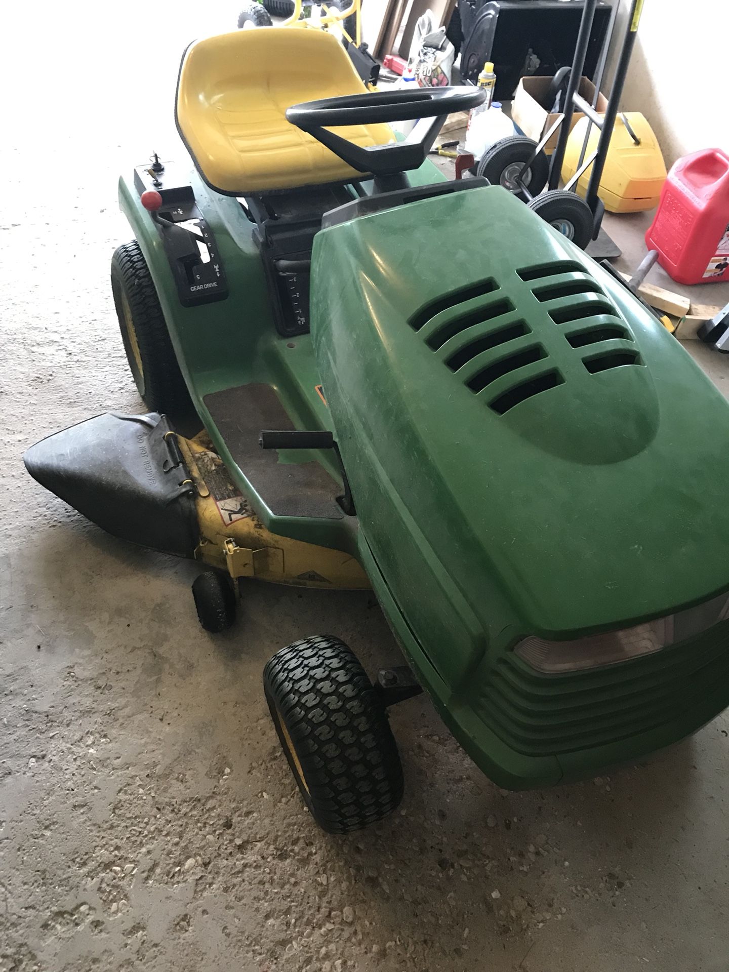 John Deere STX38