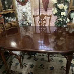 Dining Table/Without Chairs