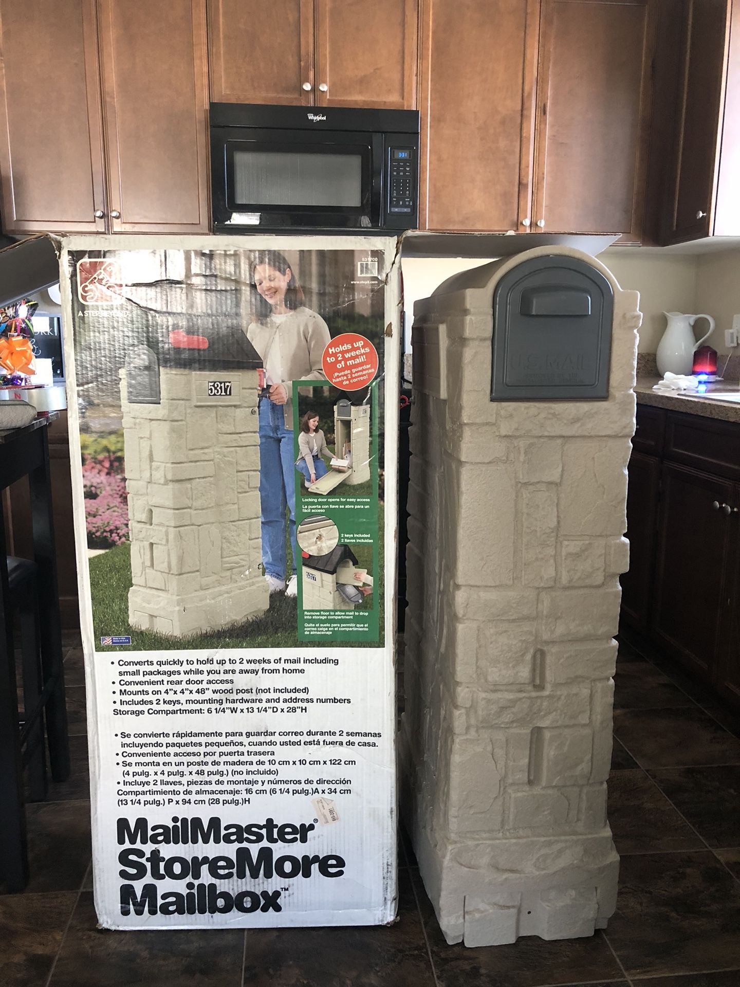 MailMaster StoreMore Mailbox