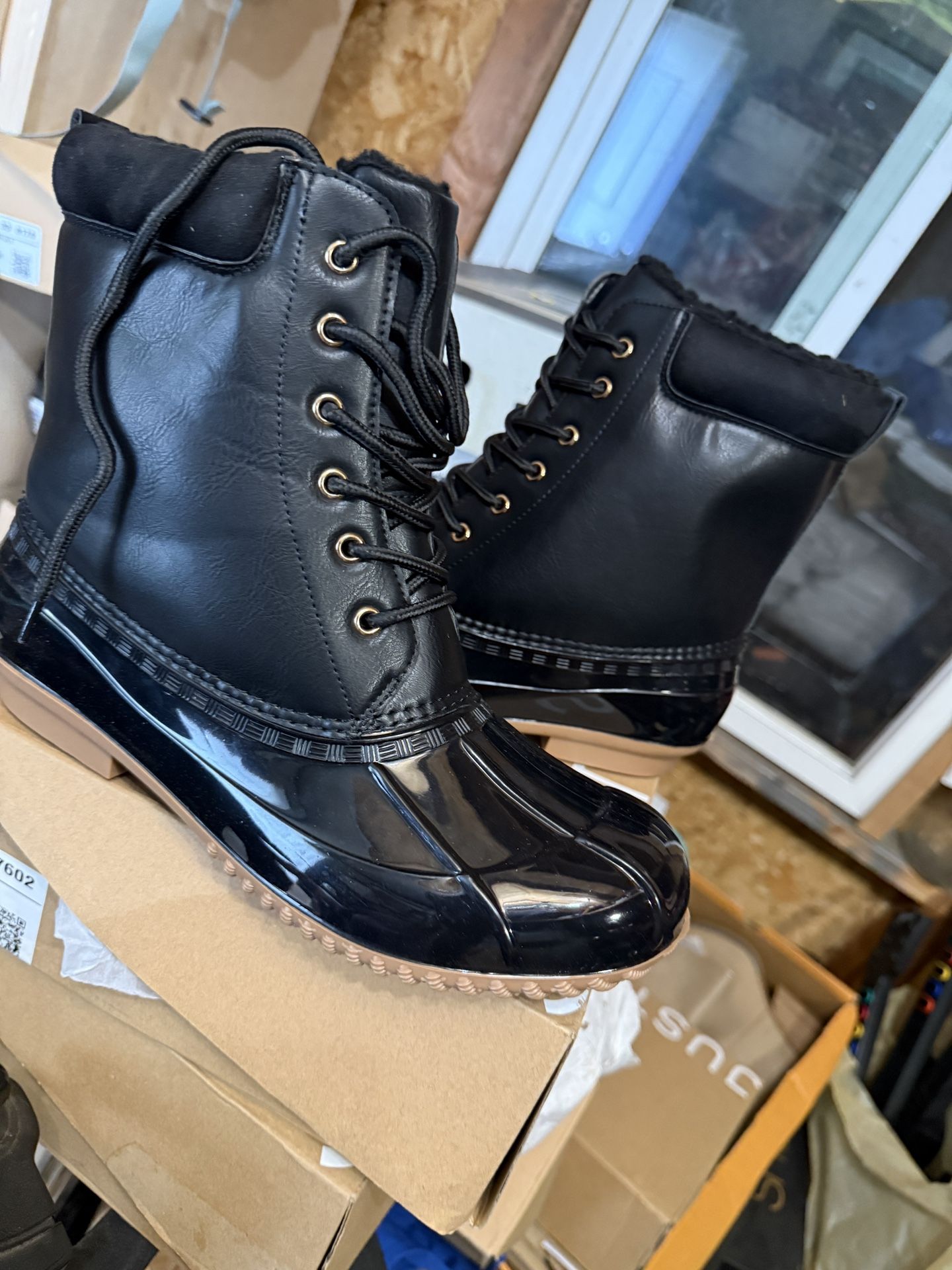 Rain Boots Size 11Botas De Lluvia