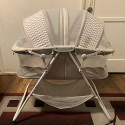 Dream On Me Bassinet 