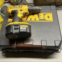 Dewalt Drill + Battery and Charger 