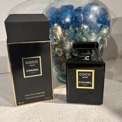 *BEST OFFER* Coco Chanel Noir