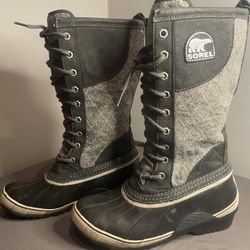 Like New Sorel Quilted Waterproof Boots Women 7