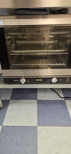 Commercial convection oven