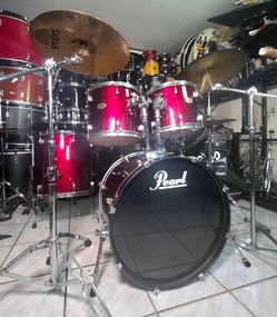 Pearl Complete Drum Set  !!! 🥁  $400 or best offer !!!