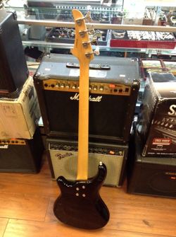 Washburn B-2 Electric Bass Guitar for Sale in Pasadena, CA