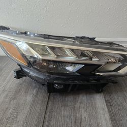 Nissan Sentra LED Headlight Right Passenger 2020-2025