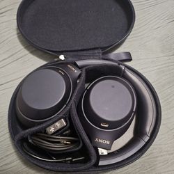 Sony XM4 Bluetooth Headphones
