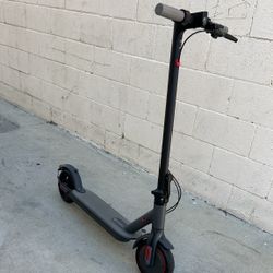 Electric scooter