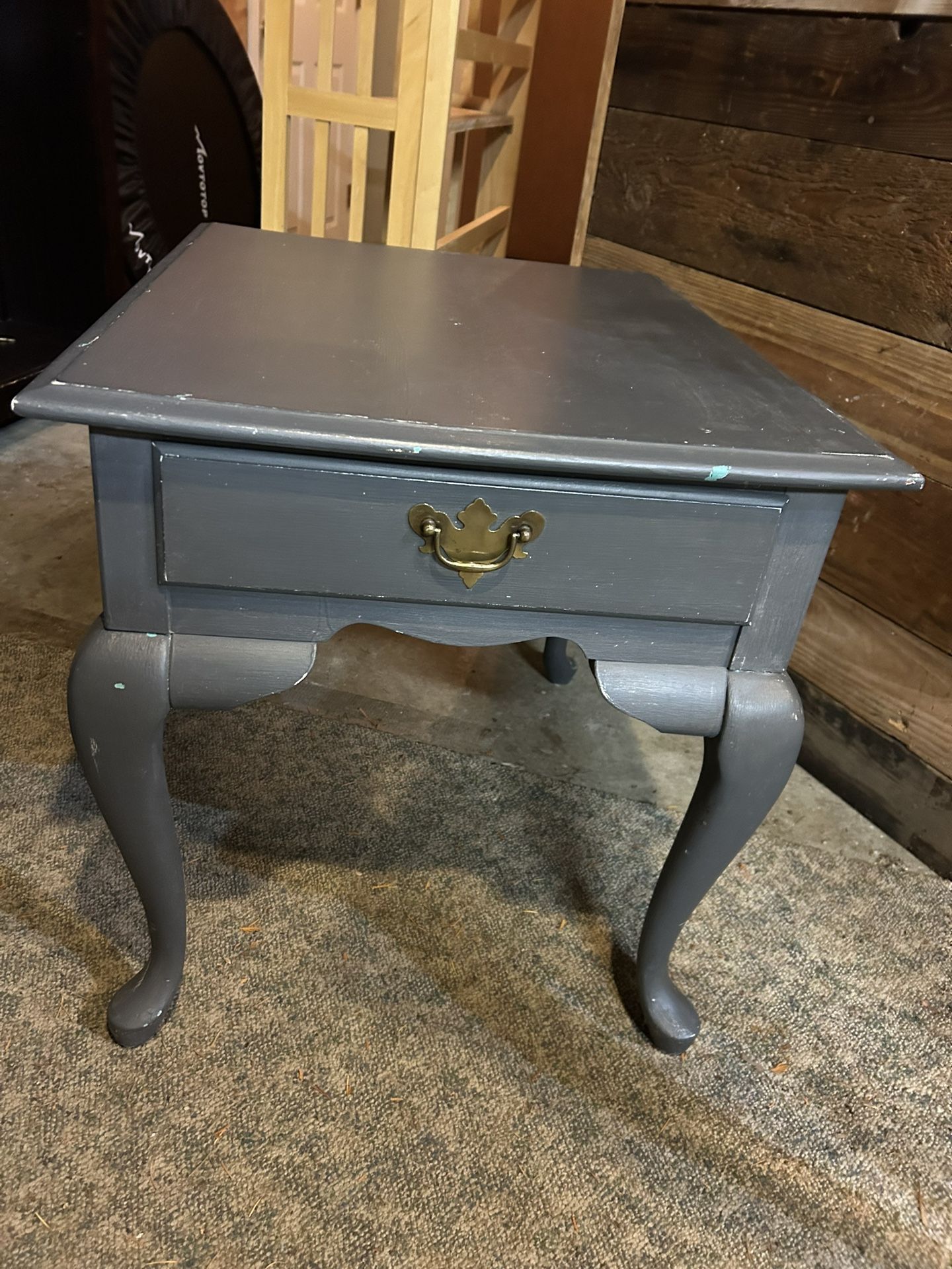 End Table/Night Stand