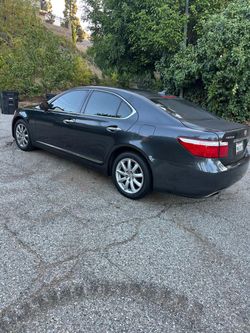 2009 Lexus LS 460