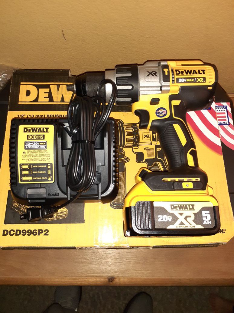 Dewalt 20v xr hammer drill kit $175