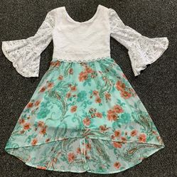 By & By Girl brand girls size 10 lacey and floral dress