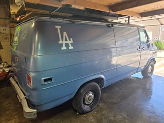 1982 chevy G20 van