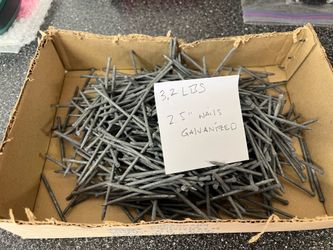 Nails, Galvanized 2.5” apx. 3.2lbs