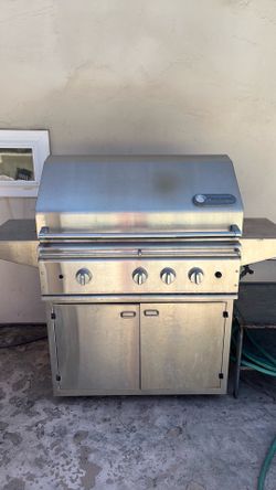 Endeavor BBQ Grill