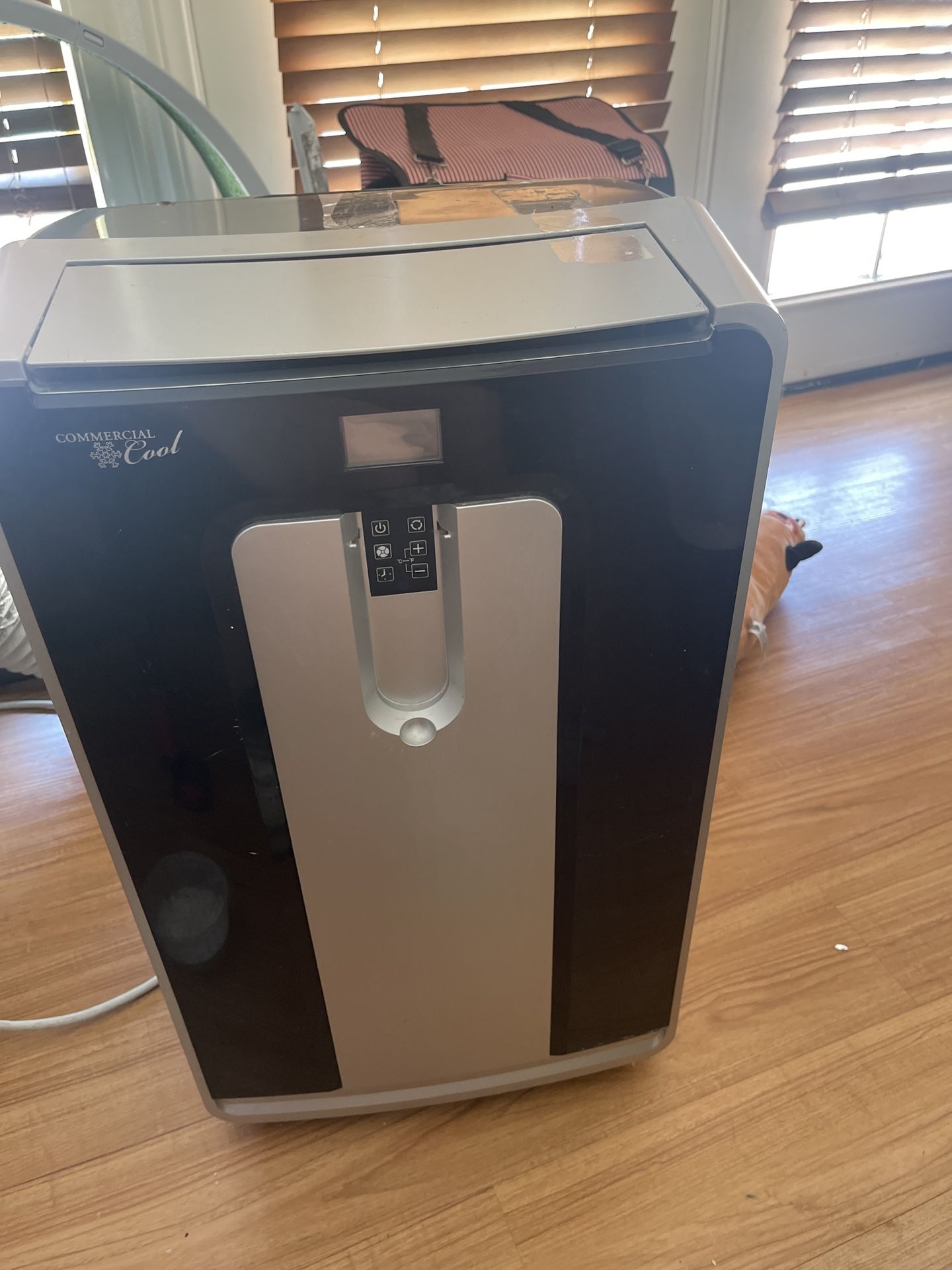 Portable 12000 Btu Air Conditioner