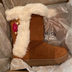 Brand New Girls Fur Boots $20