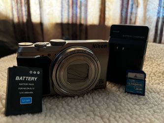 NIKON A900 SILVER - $750