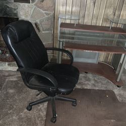 Desk With Chair 