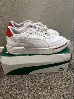 White puma shoes with Red