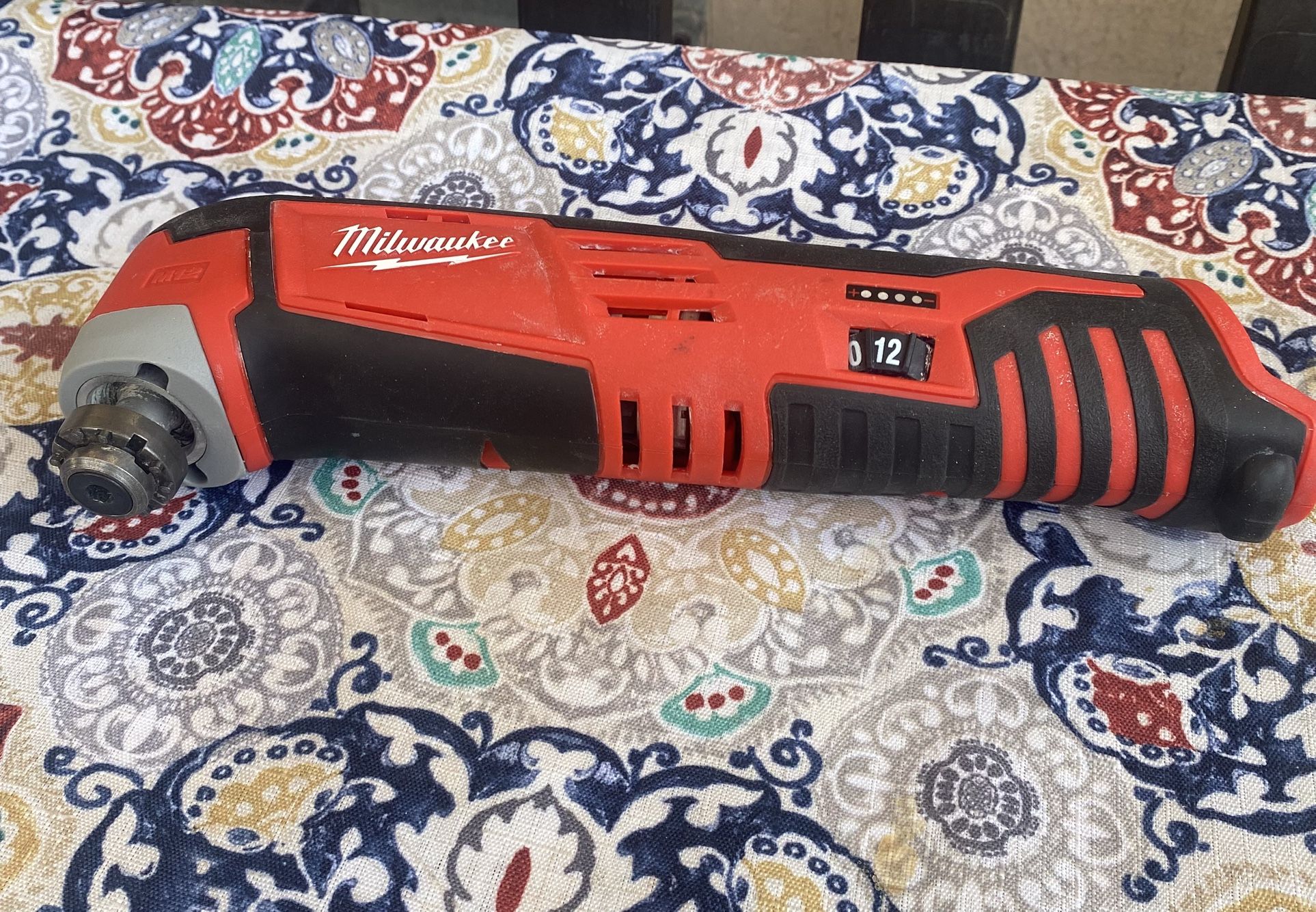 Milwaukee M12 12V Lithium Ion Cordless Oscillating Multi Tool TOOL ONLY