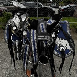 Montura De Caballo Estilo Charro Fuste 15.5