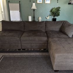 PENDING - Thomasville Tisdale Modular Sectional (Costco)