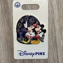 New Disney Pin Mickey Minnie Mouse Castle Fireworks