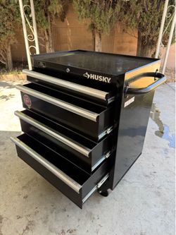 Husky tool box
