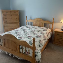 Queen Bedroom Set, Oak Finish, Amish Made