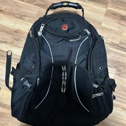 Swiss gear 1900 Scansmart tsa 17” Backpack 