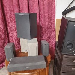 6 Wired Speakers Several And 2 Boom Box  Top Brands Names 