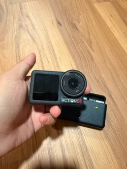 DJI Action 5 Pro (Adventure Combo)