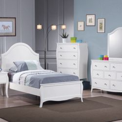 5-Piece Full Panel Bedroom Set White - $1,165